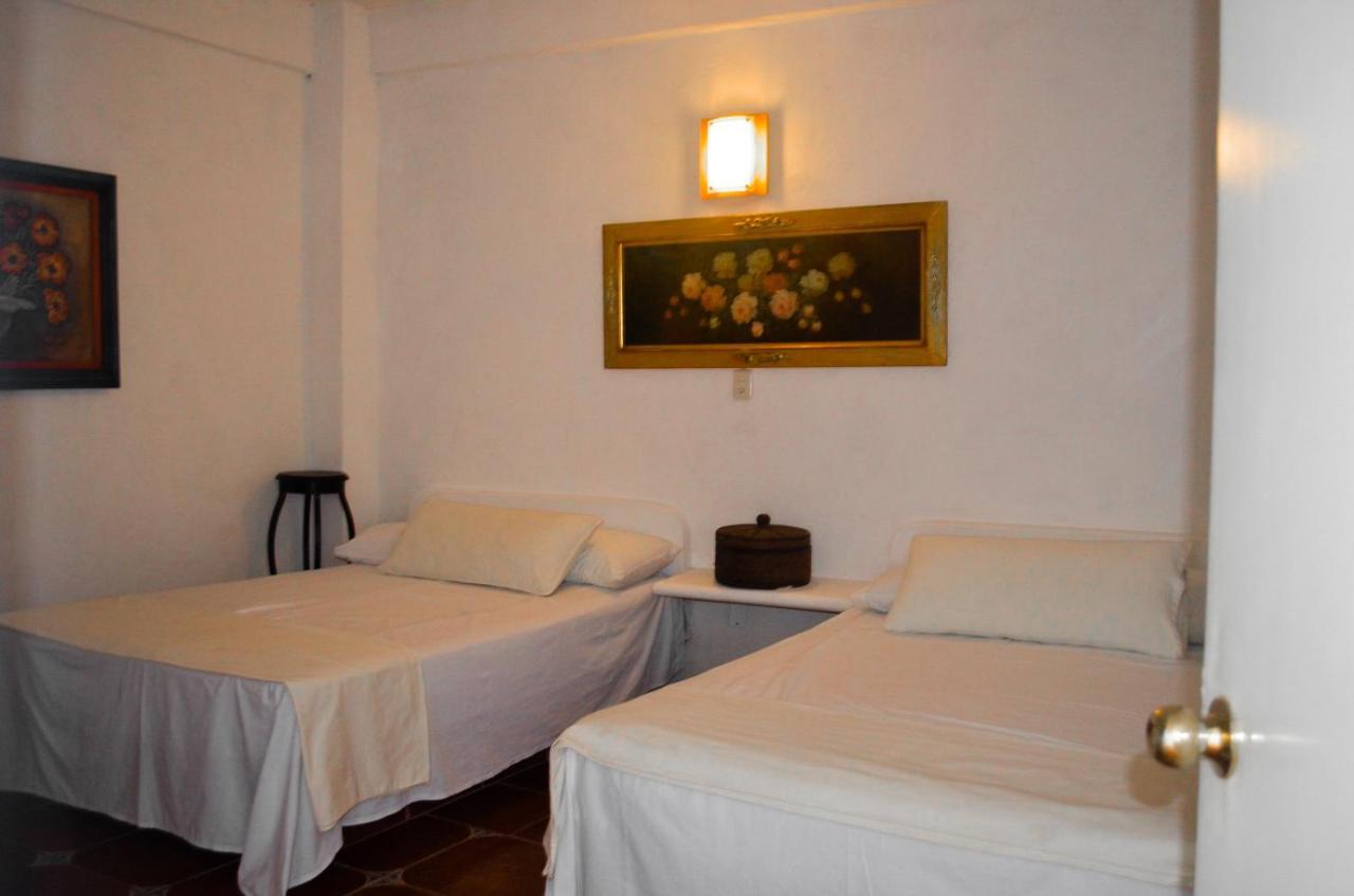 Posada Casa Antigua เตโกลูตลา ภายนอก รูปภาพ
